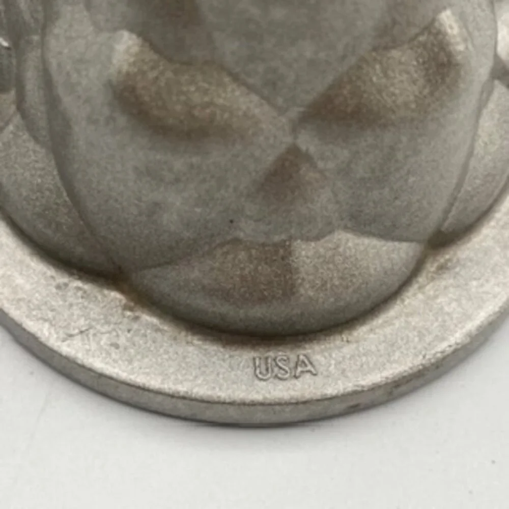 Nordic ware Castle Bundt Pan Cast Aluminum‎ Non Stick 10 Cup Made USA